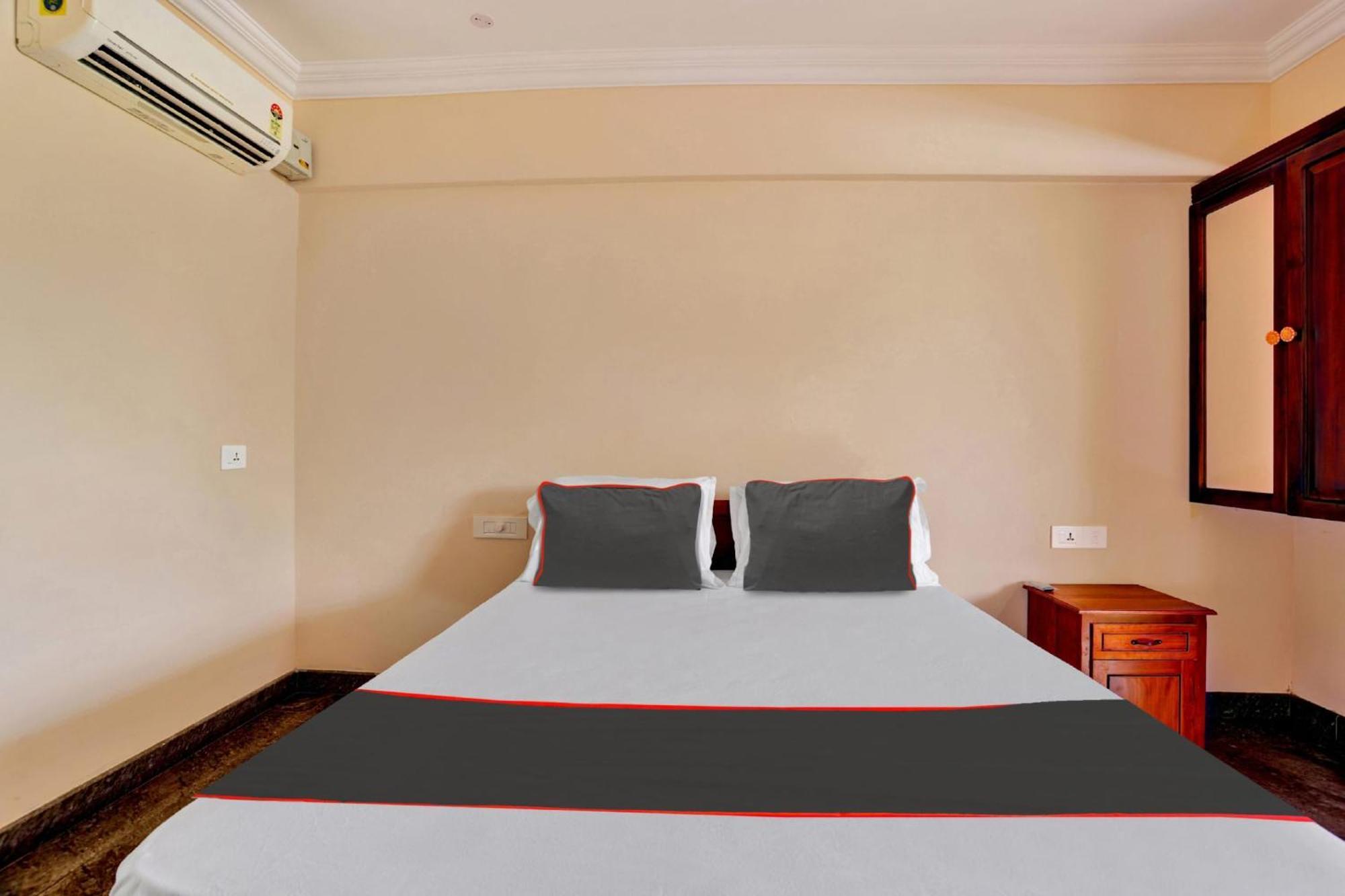 Hotel O Family Castle Inn Collection O Thiruvananthapuram Exteriör bild